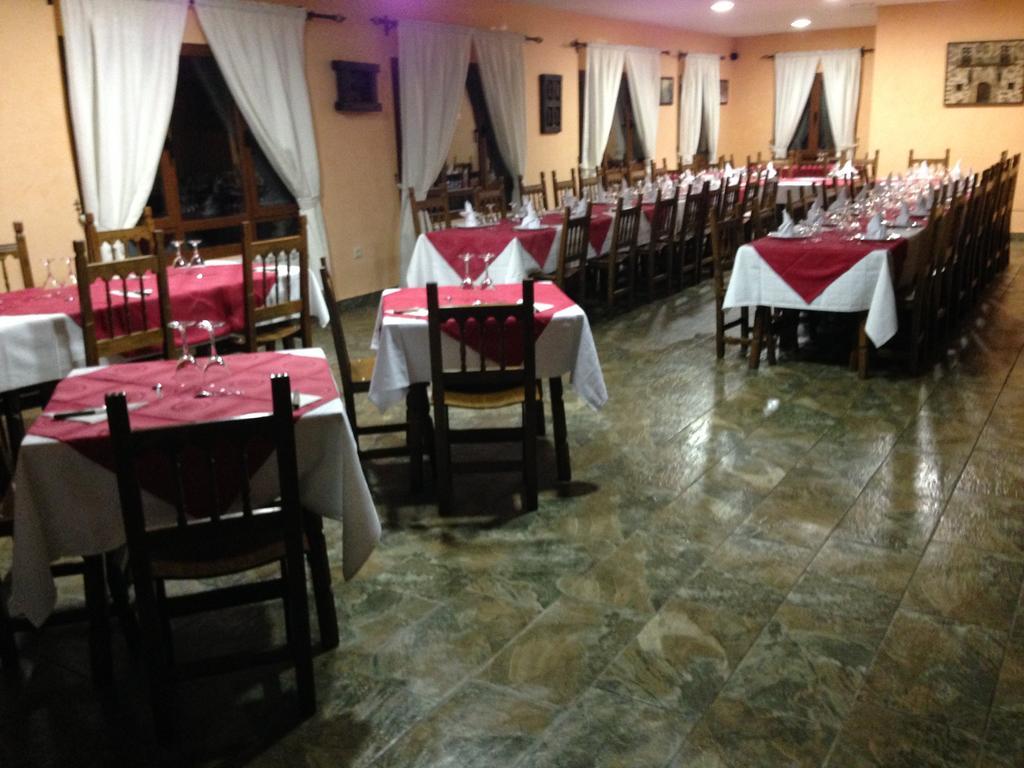 Hostal El Hayedo Канталохас Екстериор снимка